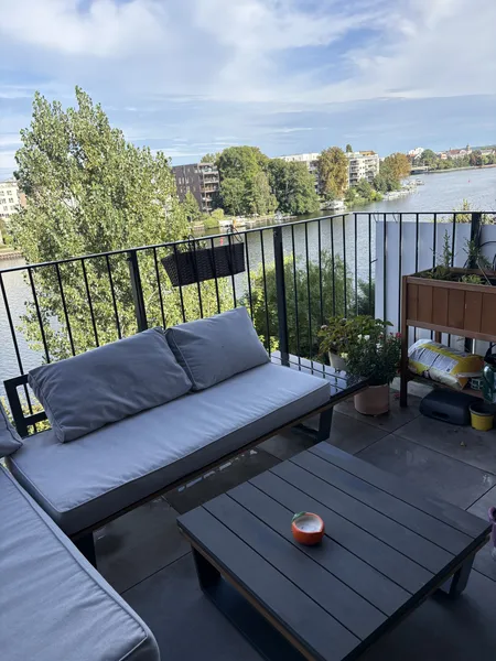 Lebendig wohnen in Köpenick: Helle 3-Zimmer-Wohnung mit Balkon — photo 1